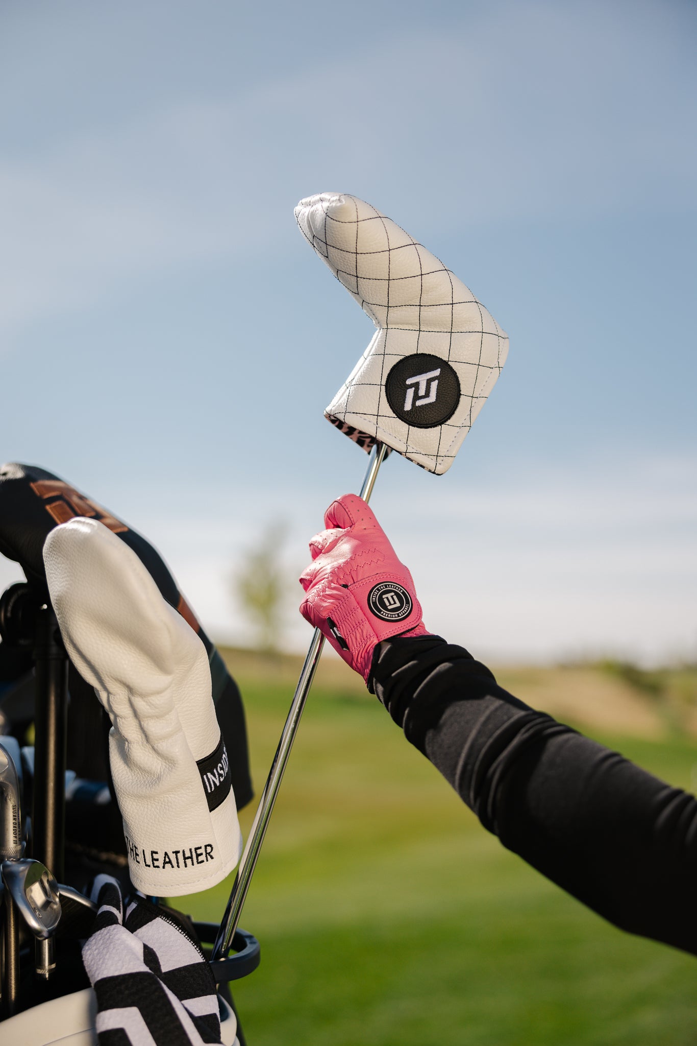 Women's ITL 2.0 Signature Glove - Retro Pink - Inside the Leather Golf Gloves