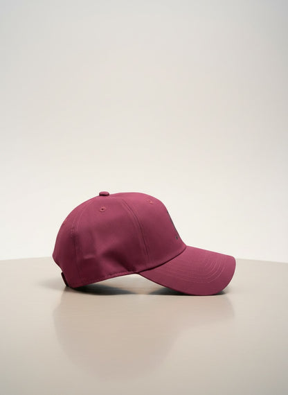 The Dad Hat - Inside the Leather Golf Gloves