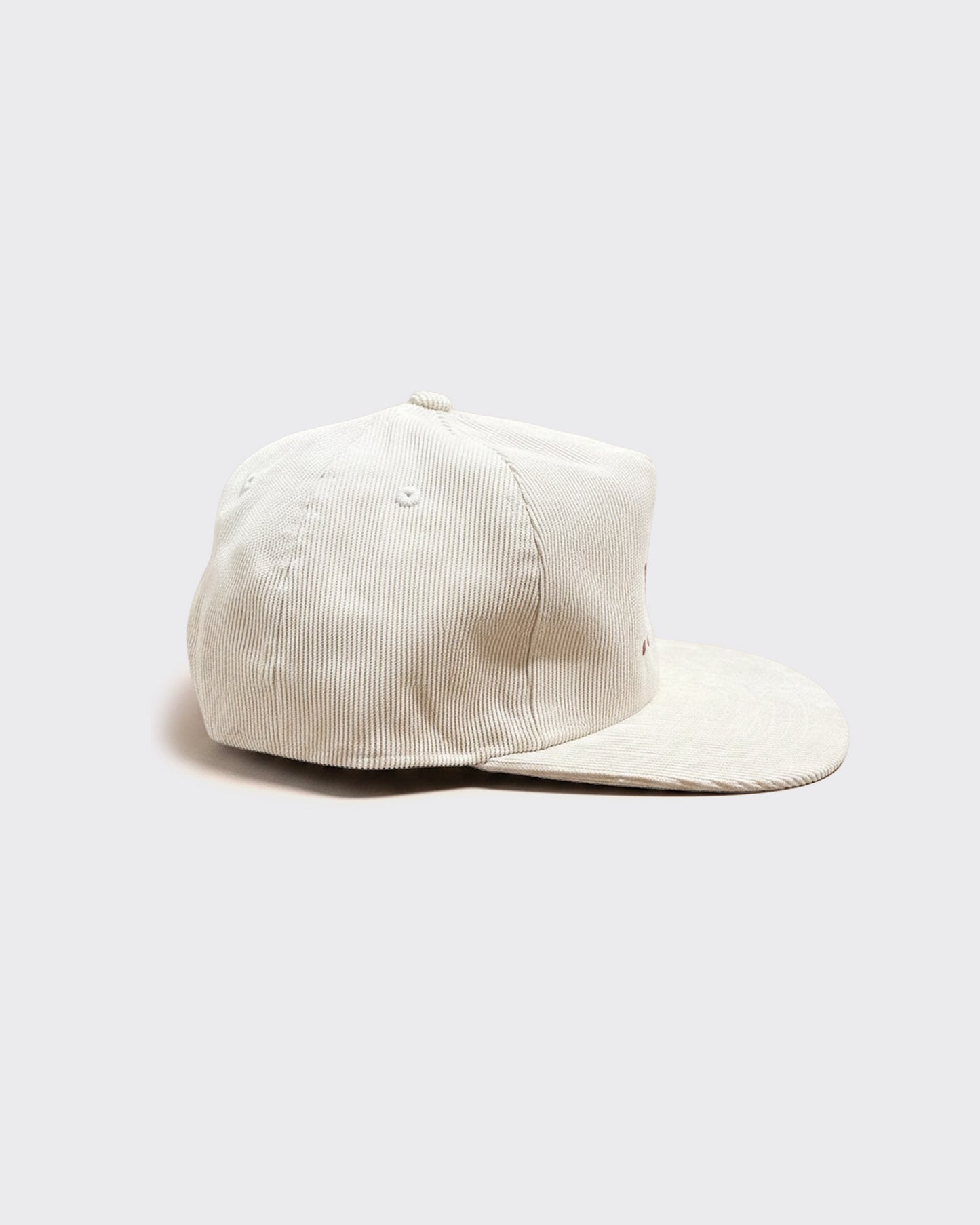 The Après Cap - Inside the Leather Golf Gloves