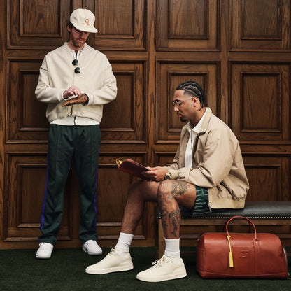 The Après Cap - Inside the Leather Golf Gloves